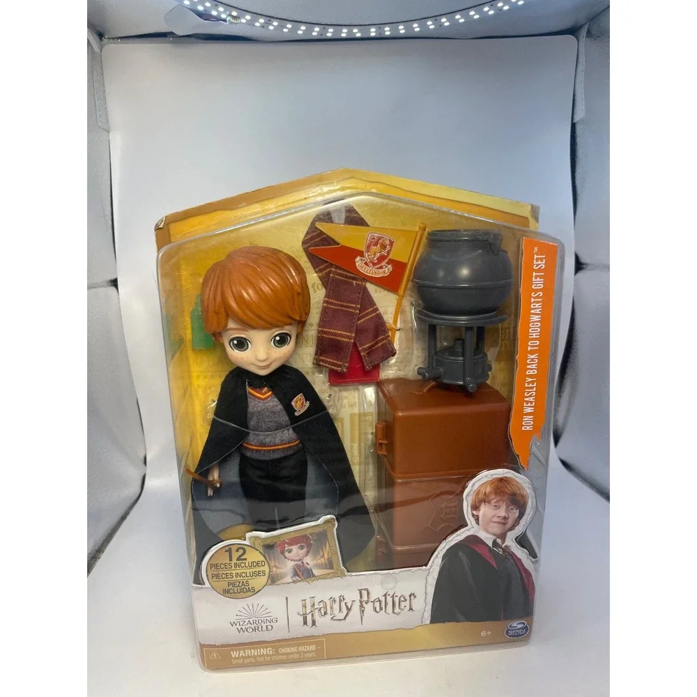 Ron Weasley 8 in Doll Back to Hogwarts Gift Set Harry Potter Wizarding World T9